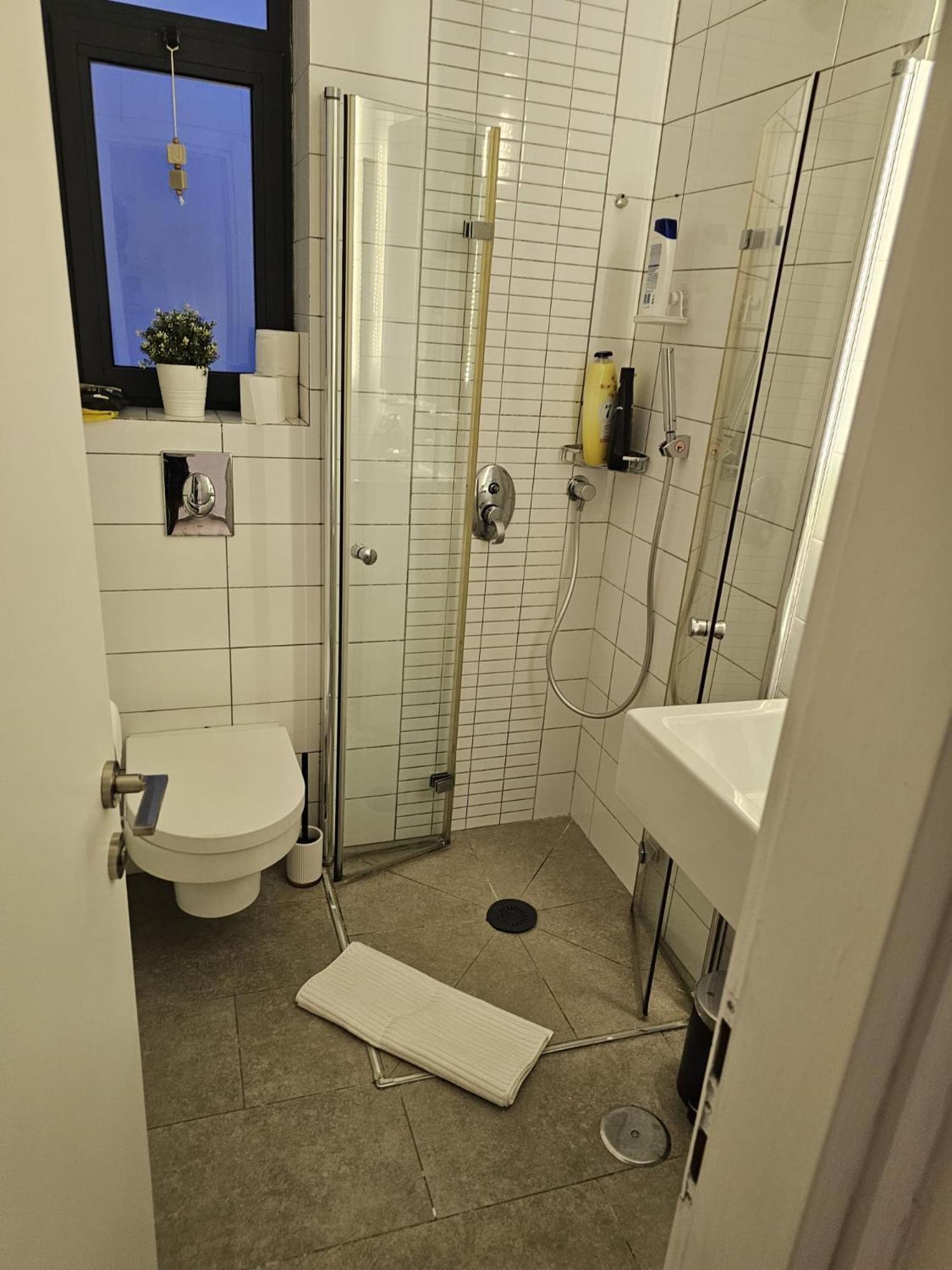 Hayarkon 24 Beach Apartment Tlv Tel Aviv Buitenkant foto